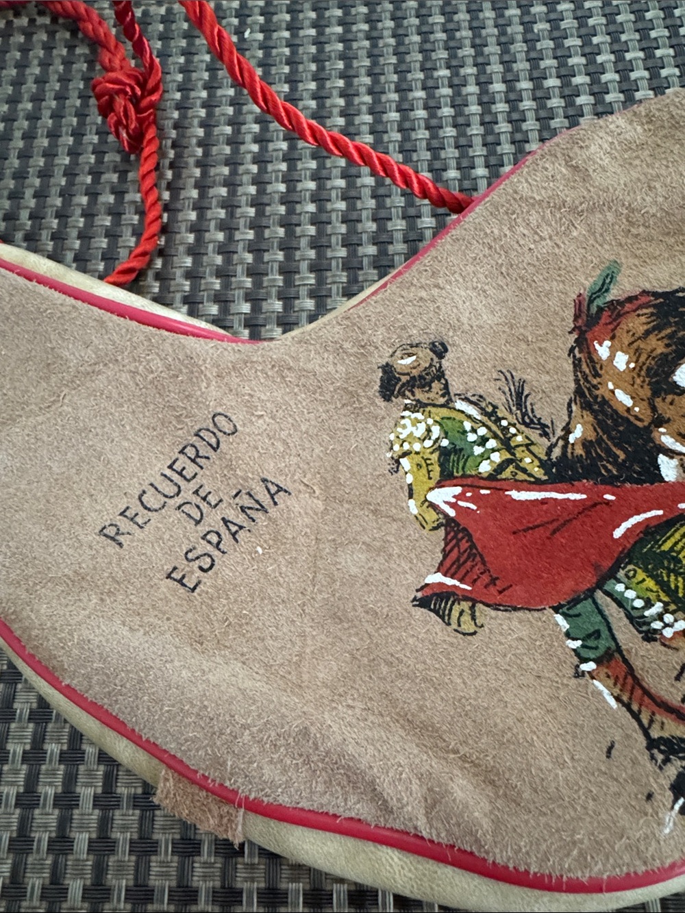 Tan & Red Mini Crossbody Bag with Bullfight Graphic - Picture 5 of 5